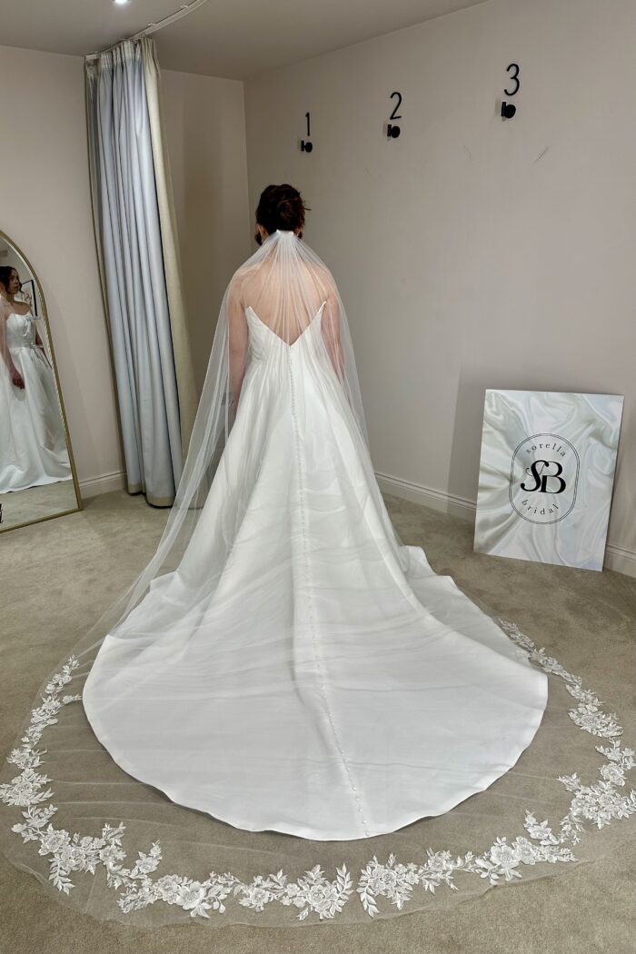 Accessory - Amy Veil (Bespoke Lace) - Image 4
