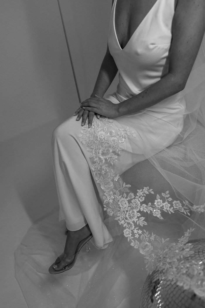 Accessory - Stephanie Veil (Romantic Lace Edge)